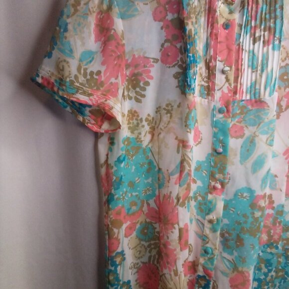 Emma James Blouse M Short Sleeve Button Up Sheer Floral Blue Pink - Picture 12 of 16
